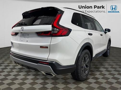 Platinum White Pearl 2027 Honda CR-V Hybrid TrailSport