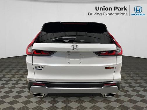 Platinum White Pearl 2027 Honda CR-V Hybrid TrailSport