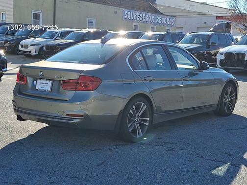 2017 BMW 330 i xDrive