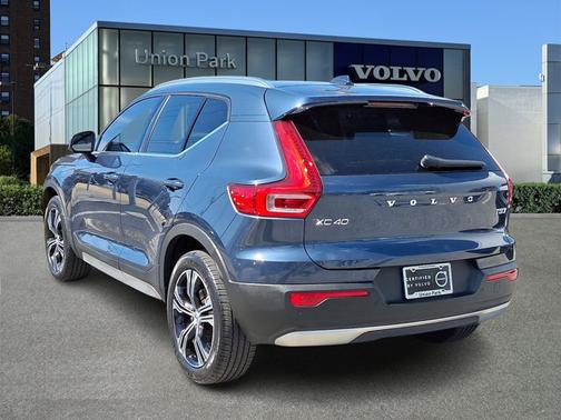 2022 Volvo XC40 Inscription