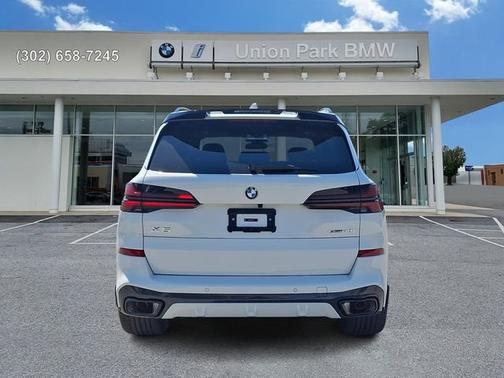 Alpine White 2026 BMW X5 xDrive40i