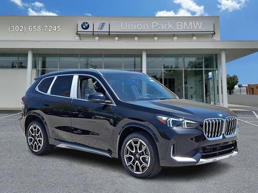 Black Sapphire Metallic 2026 BMW X1 xDrive28i