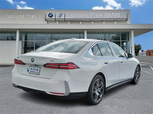 2025 BMW i5 xDrive40