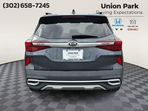 Gravity Gray 2021 Kia Seltos EX