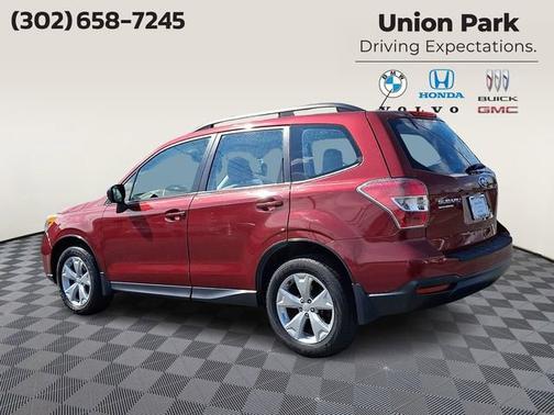 Venetian Red Pearl 2015 Subaru Forester 2.5i