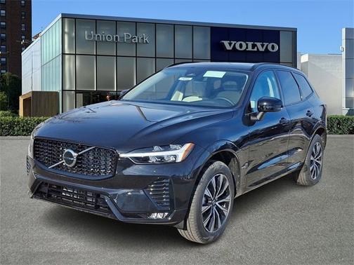 2025 Volvo XC60 Core
