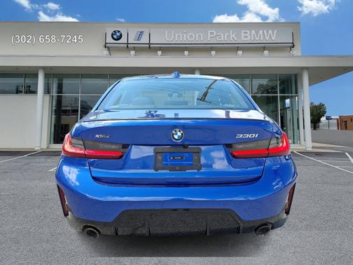 Portimao Blue Metallic 2026 BMW 330 330i xDrive