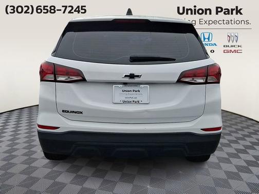Summit White 2023 Chevrolet Equinox LS