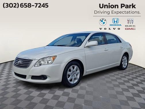 White 2010 Toyota Avalon XL