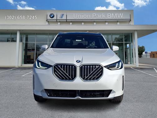 Mineral White Metallic 2026 BMW X3 30 xDrive