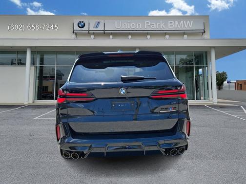 Black Sapphire Metallic 2026 BMW X5 M Competition