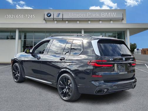 2026 BMW X7 M60i