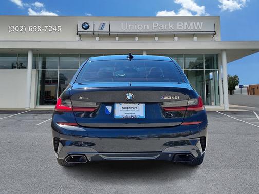 Black Sapphire Metallic 2021 BMW M340 M340i xDrive