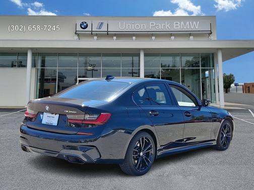 Black Sapphire Metallic 2021 BMW M340 M340i xDrive