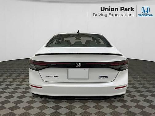 Platinum White Pearl 2026 Honda Accord Hybrid Sport-L