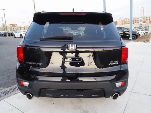 2023 Honda Passport Elite