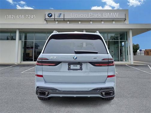 2026 BMW X7 xDrive40i