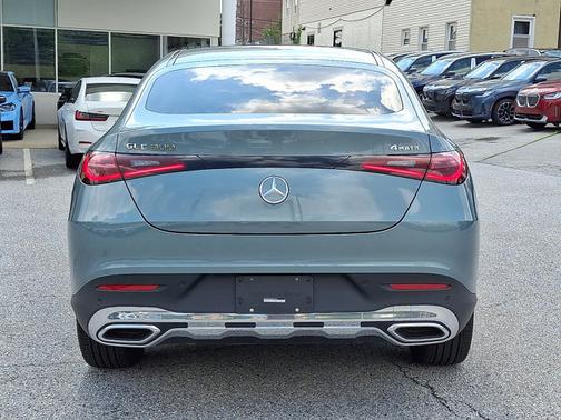 2025 Mercedes-Benz GLC 300 Base