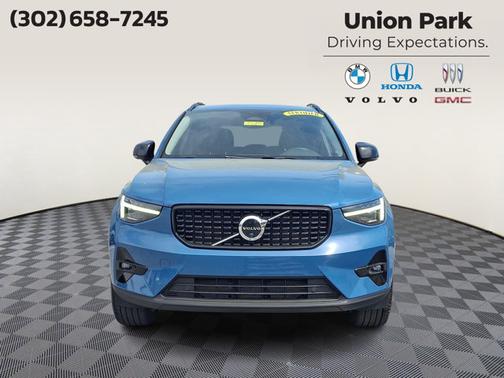 Fjord Blue Metallic 2024 Volvo XC40 Ultimate Dark Theme