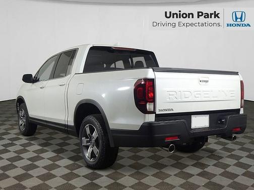 Platinum White Pearl 2026 Honda Ridgeline RTL