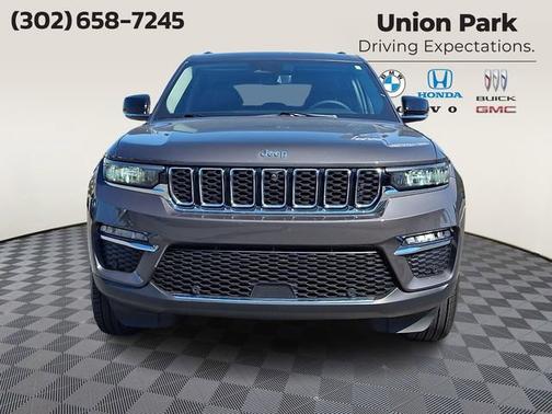 Baltic Gray Metallic Clearcoat 2023 Jeep Grand Cherokee Limited