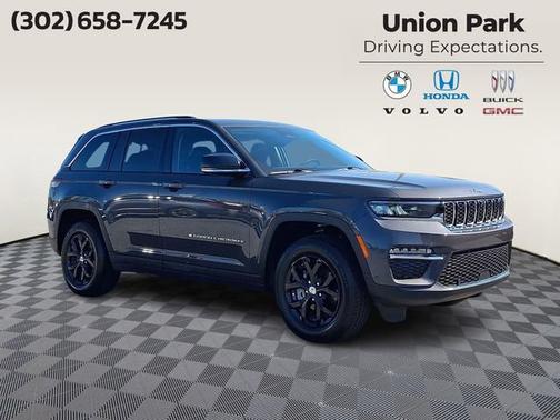 Baltic Gray Metallic Clearcoat 2023 Jeep Grand Cherokee Limited