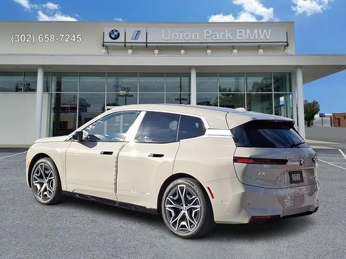 2026 BMW iX xDrive45