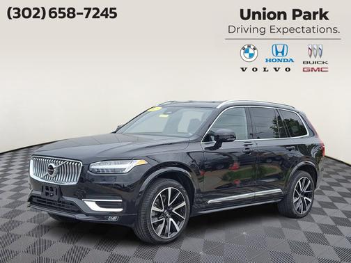 Onyx Black Metallic 2023 Volvo XC90 Plus