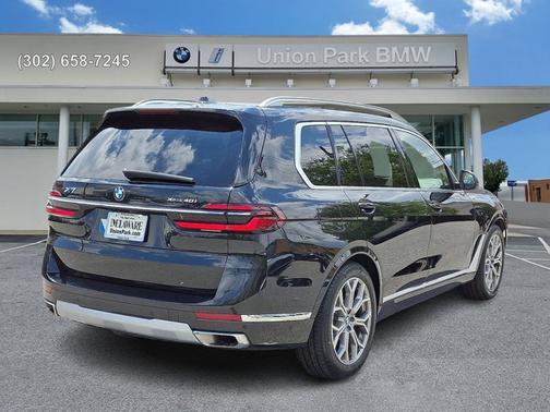 2023 BMW X7 xDrive40i
