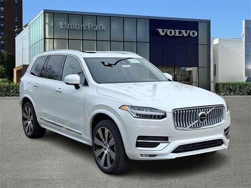 2025 Volvo XC90 Plus
