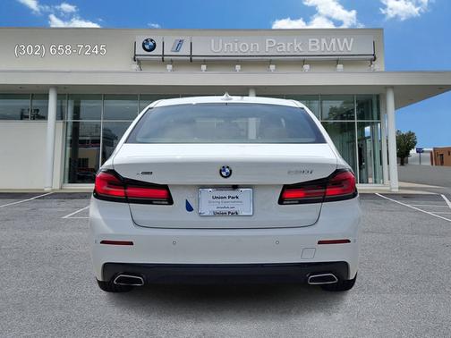 Alpine White 2023 BMW 530 530i xDrive