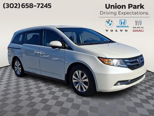 White 2017 Honda Odyssey EX-L