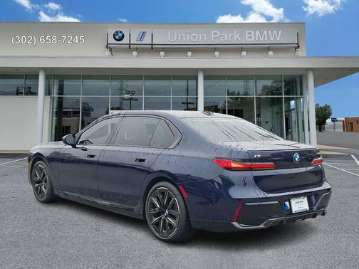 Tanzanite Blue II Metallic 2023 BMW i7 xDrive60