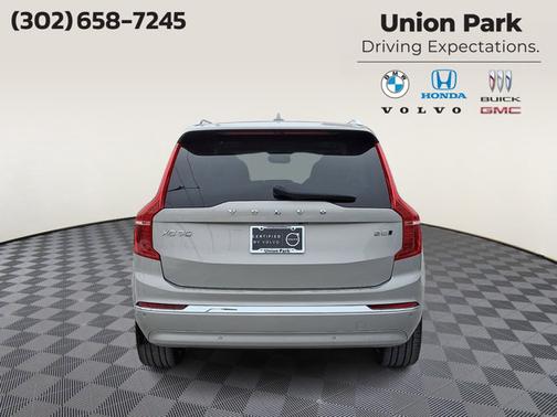 2023 Volvo XC90 Plus