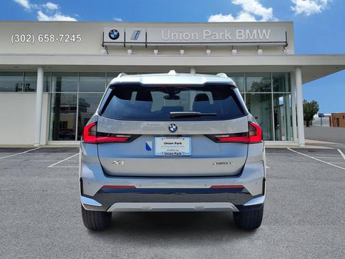 Space Silver Metallic - C67 2024 BMW X1 xDrive28i