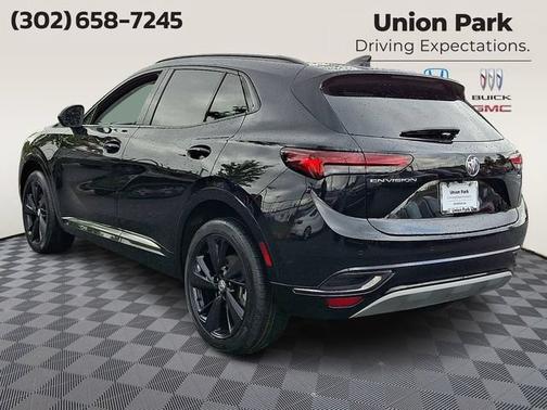Ebony Twilight Metallic 2022 Buick Envision Essence