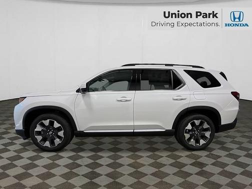 Platinum White Pearl 2026 Honda Pilot Elite