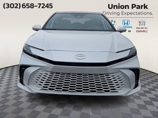 Pearl 2025 Toyota Camry XSE