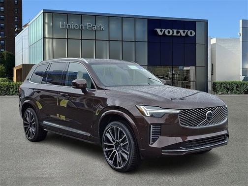 2025 Volvo XC90 Plus