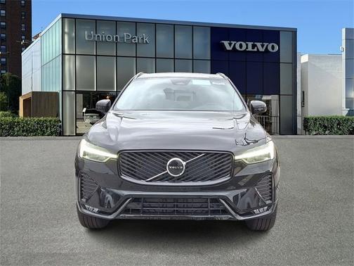 2026 Volvo XC60 Core