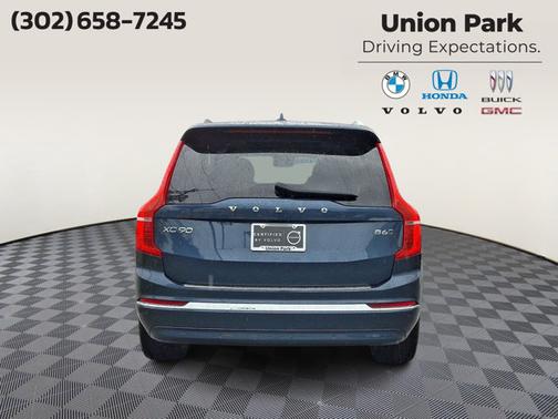Denim Blue Metallic 2024 Volvo XC90 Ultimate Bright Theme