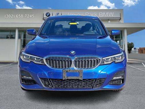 2019 BMW 330 i xDrive
