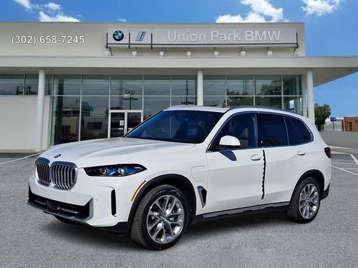 Alpine White 2026 BMW X5 xDrive50e