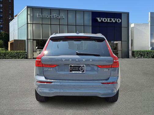 2023 Volvo XC60 Core