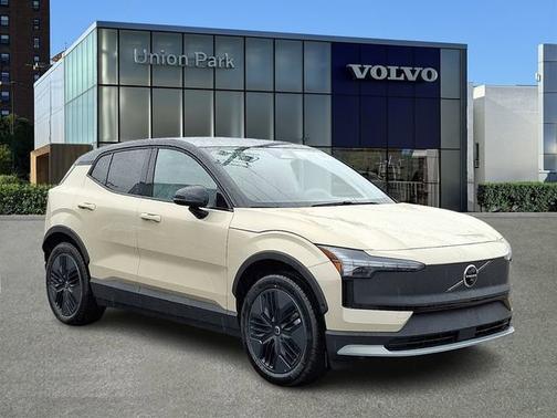 2026 Volvo EX30 Cross Country Ultra