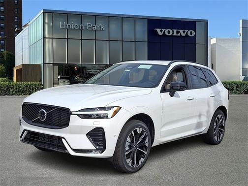 2026 Volvo XC60 Plus
