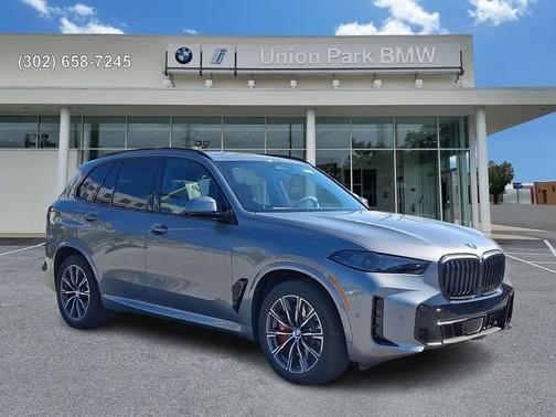 Skyscraper Grey Metallic 2026 BMW X5 xDrive50e
