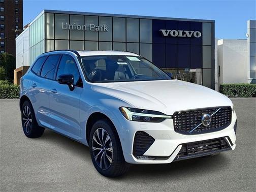2025 Volvo XC60 Plus