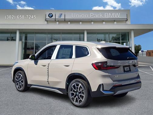 Dune Grey Metallic 2026 BMW X1 xDrive28i