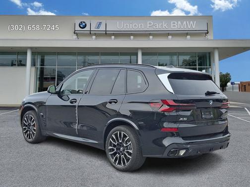 Black Sapphire Metallic 2026 BMW X5 xDrive40i